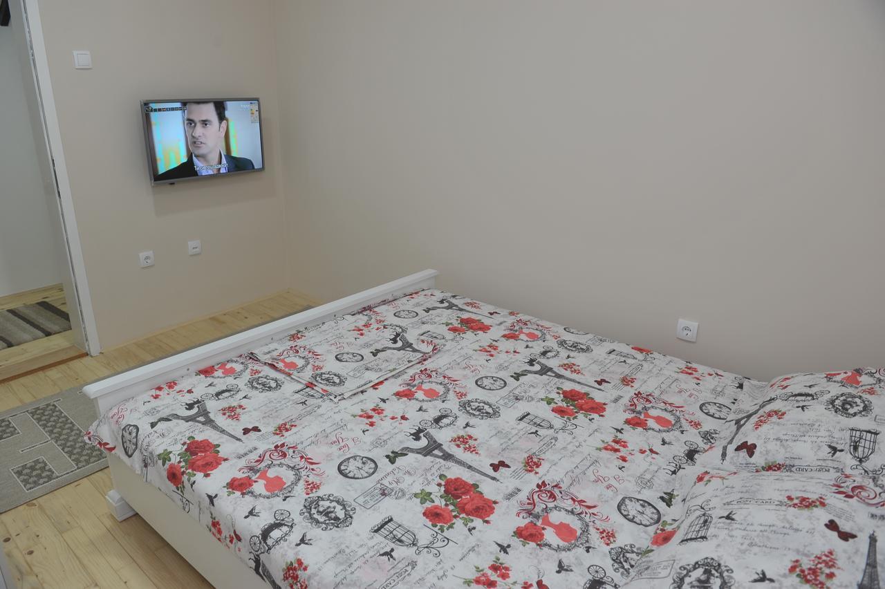 Golden House Apartments Чачак Екстер'єр фото